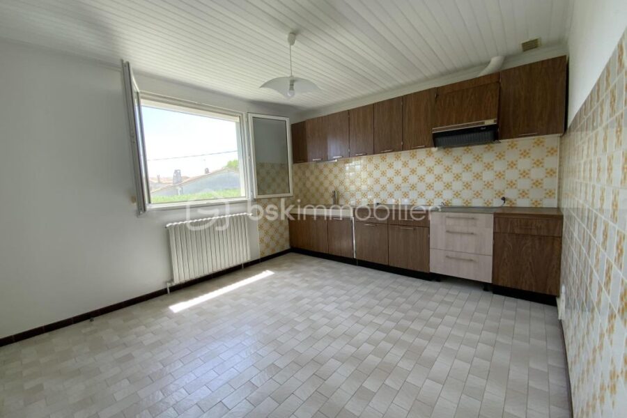 Maison à vendre à Rousson