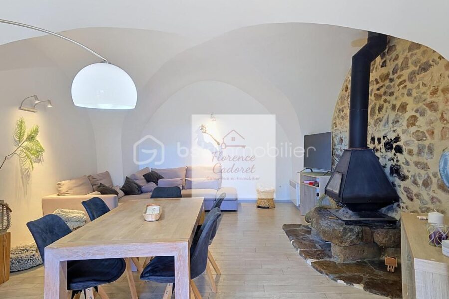 Maison à vendre à Pougnadoresse