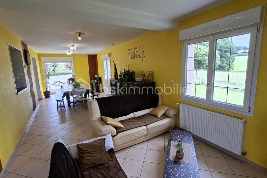 Maison à vendre à Roullours