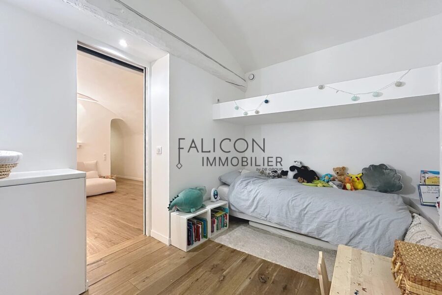 Appartement à vendre à Falicon