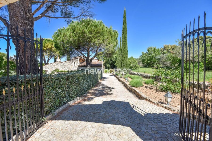 Maison à vendre à Tourtour