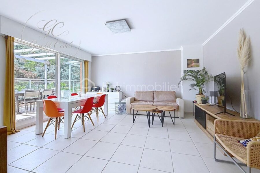 Appartement à vendre à Mandelieu la napoule