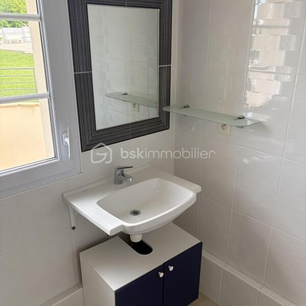 Appartement à vendre à Vaux le penil