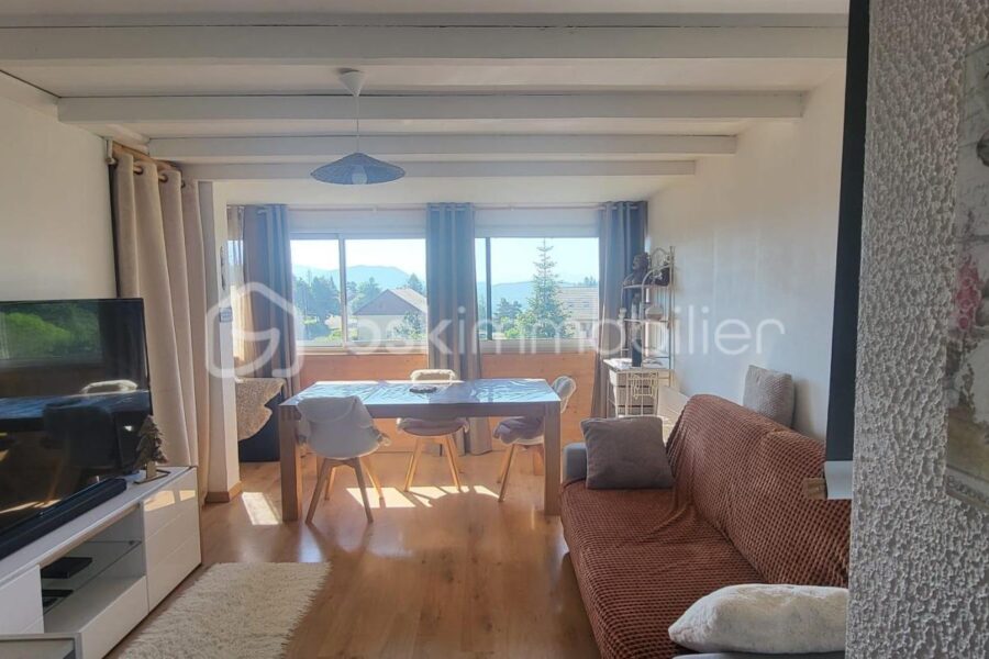 Appartement à vendre à Laye