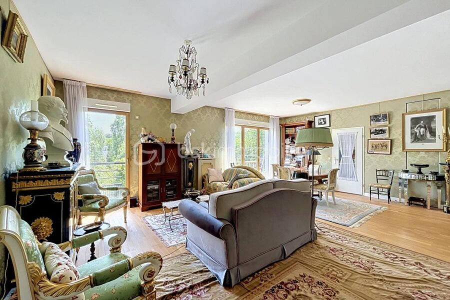 Appartement à vendre à Marnes la coquette