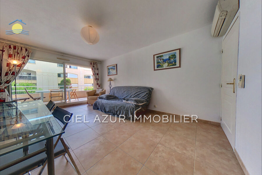 Appartement à louer à Juan-les-pins
