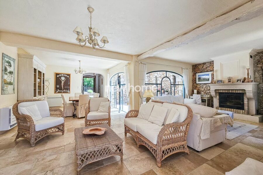 Maison à vendre à Tourtour