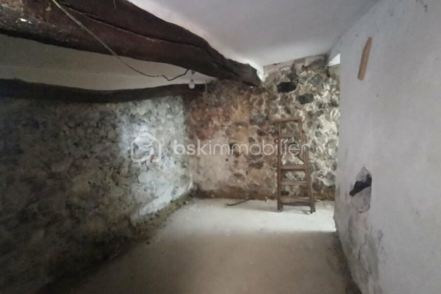 Appartement à vendre à Thoard