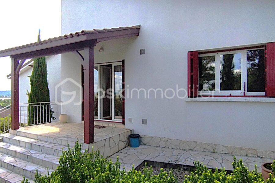 Maison à vendre à Bon encontre