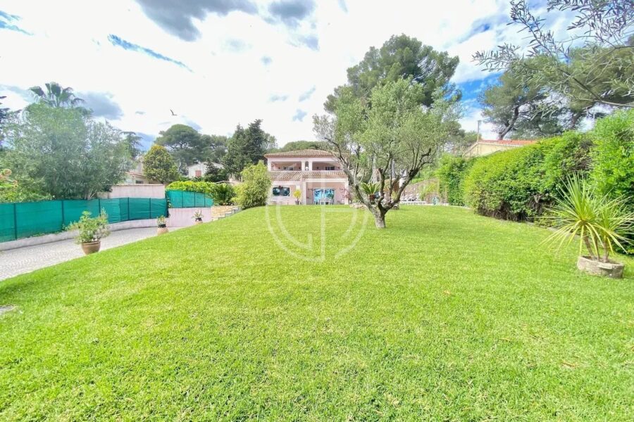 Maison à vendre à Le cannet