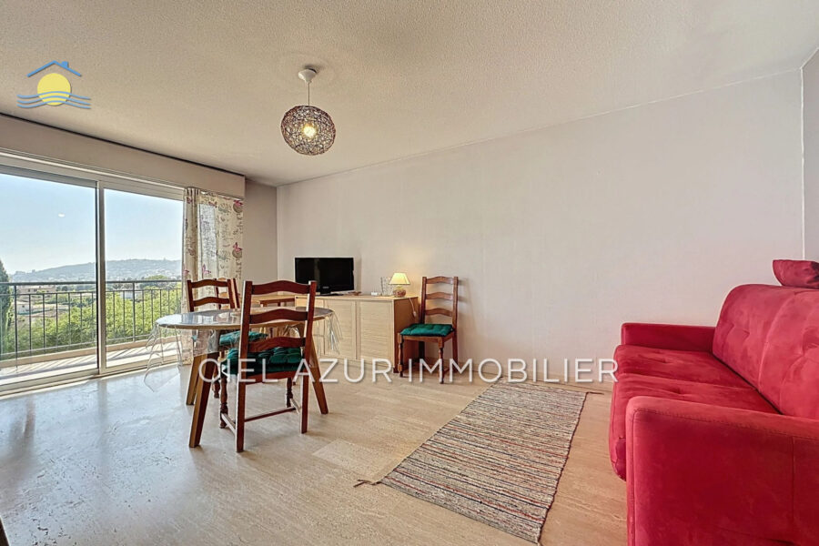 Appartement à louer à Antibes