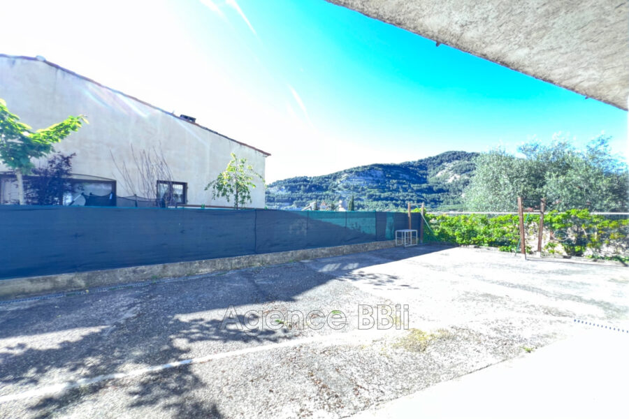 Maison à vendre à La grave de peille