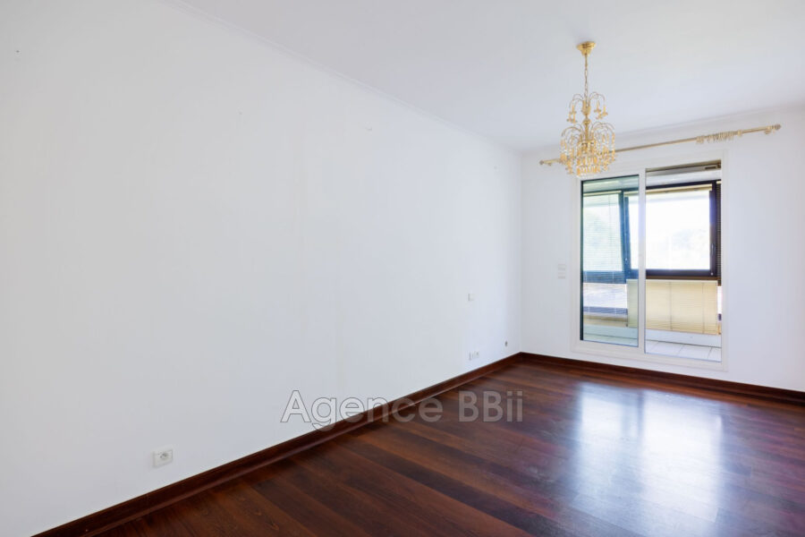 Appartement à vendre à Saint-laurent-du-var