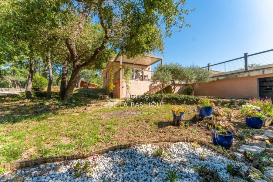 Maison à vendre à Saint-maximin-la-sainte-baume