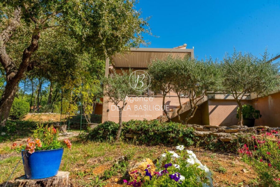 Maison à vendre à Saint-maximin-la-sainte-baume
