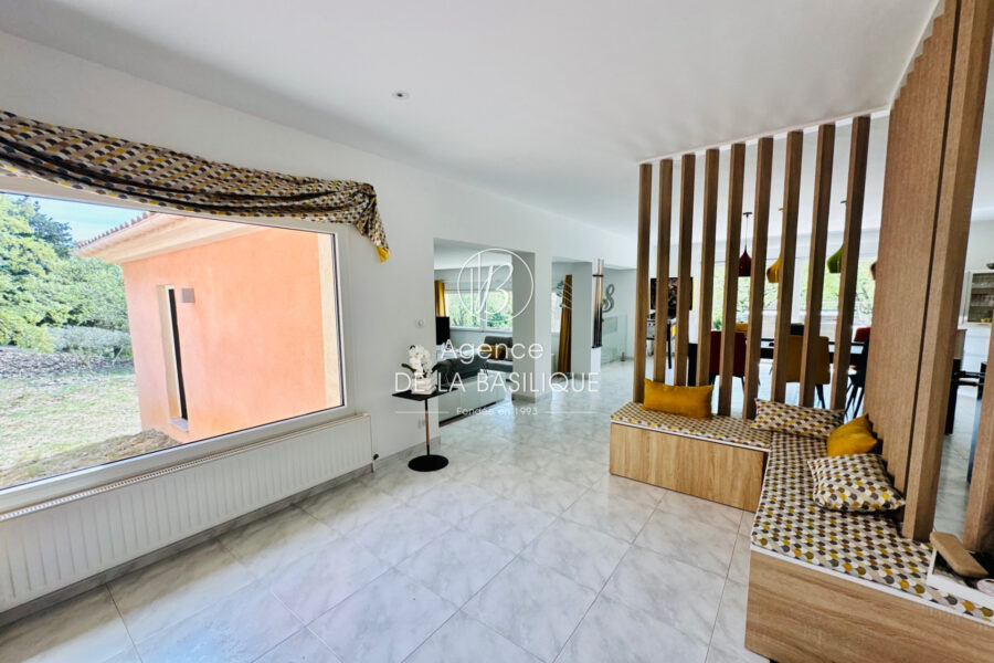 Maison à vendre à Saint-maximin-la-sainte-baume