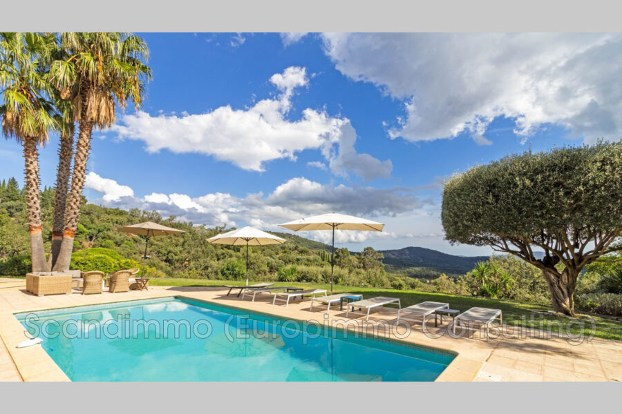 Maison à vendre à La garde-freinet