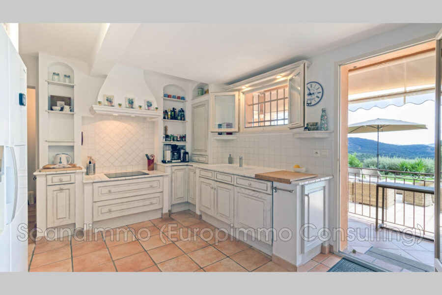 Maison à vendre à La garde-freinet