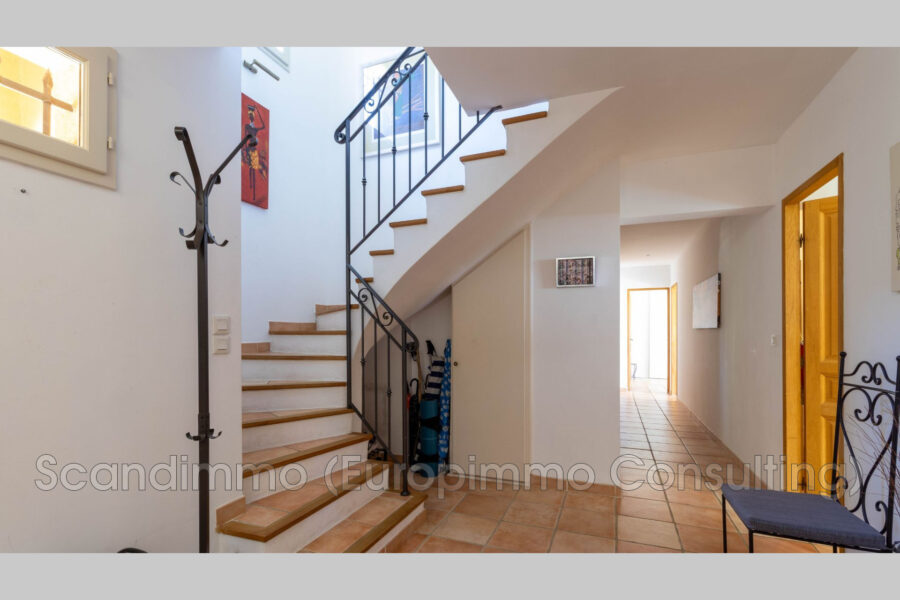 Maison à vendre à La garde-freinet