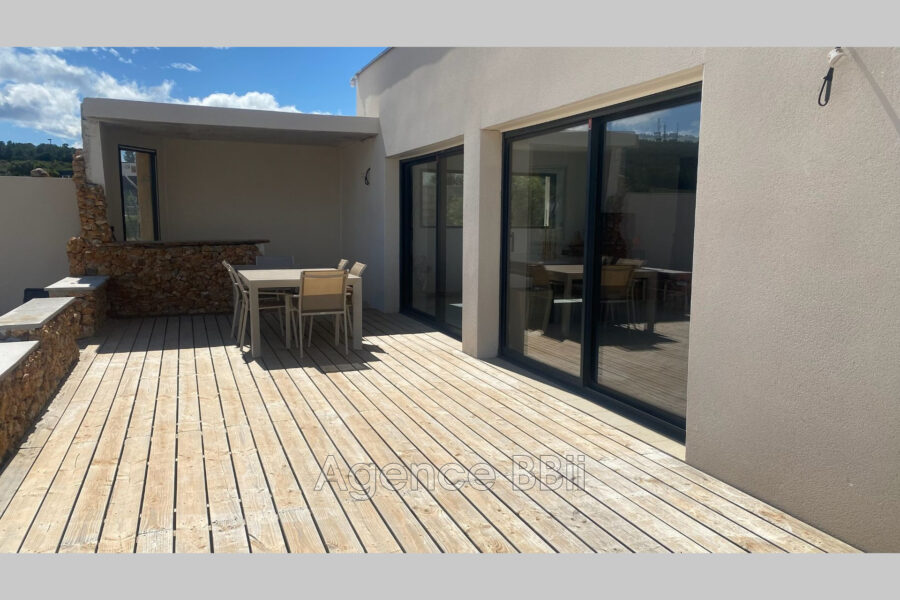 Maison à vendre à Treilles