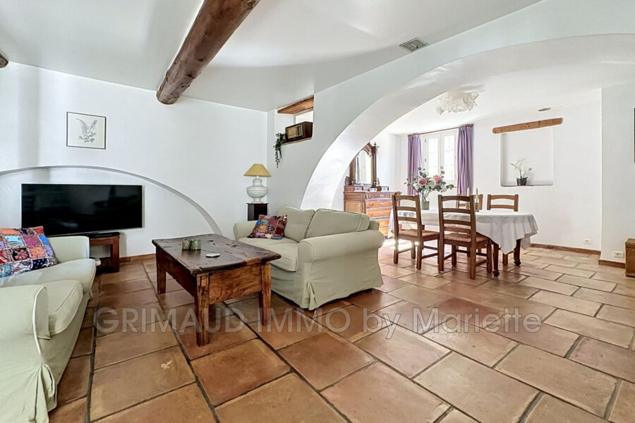 Maison à vendre à La garde-freinet