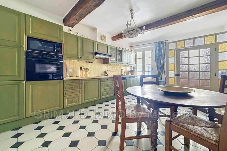 Maison à vendre à La garde-freinet