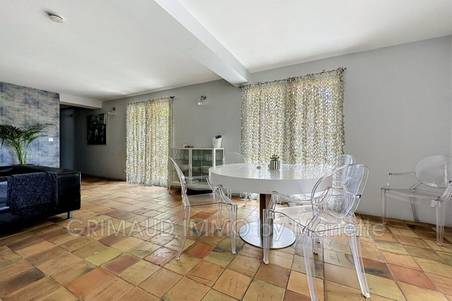 Maison à vendre à Sainte-maxime