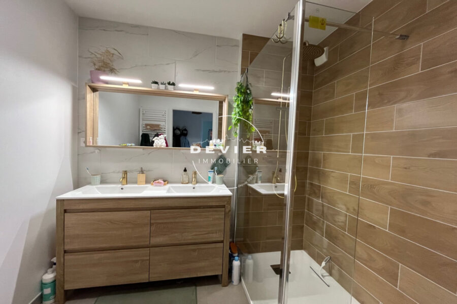 Appartement à vendre à Saint-brès