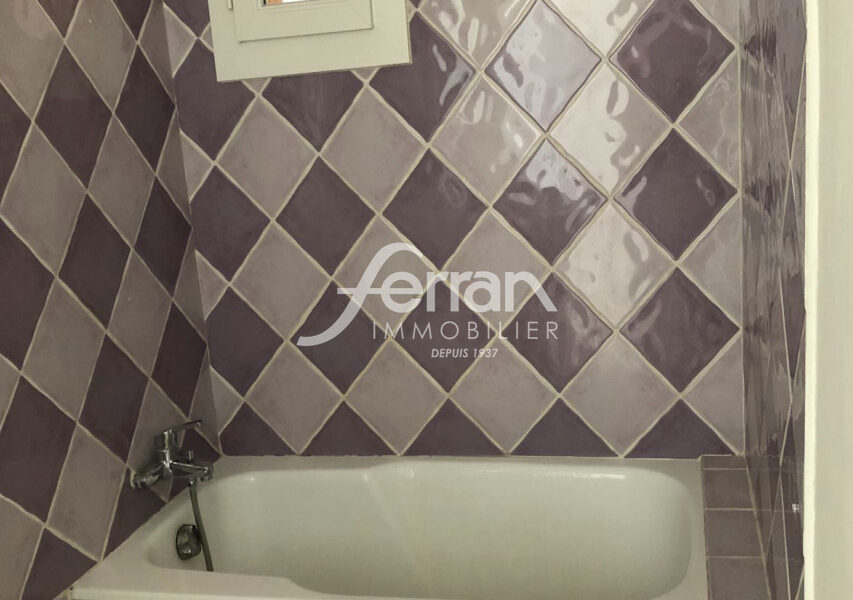 Appartement à vendre à Draguignan — Vue sur la ville — photo 8