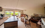 Appartement à vendre à Mandelieu-la-Napoule — Vue parc & jardin — photo 1