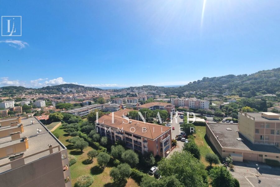 Appartement à vendre à Vallauris