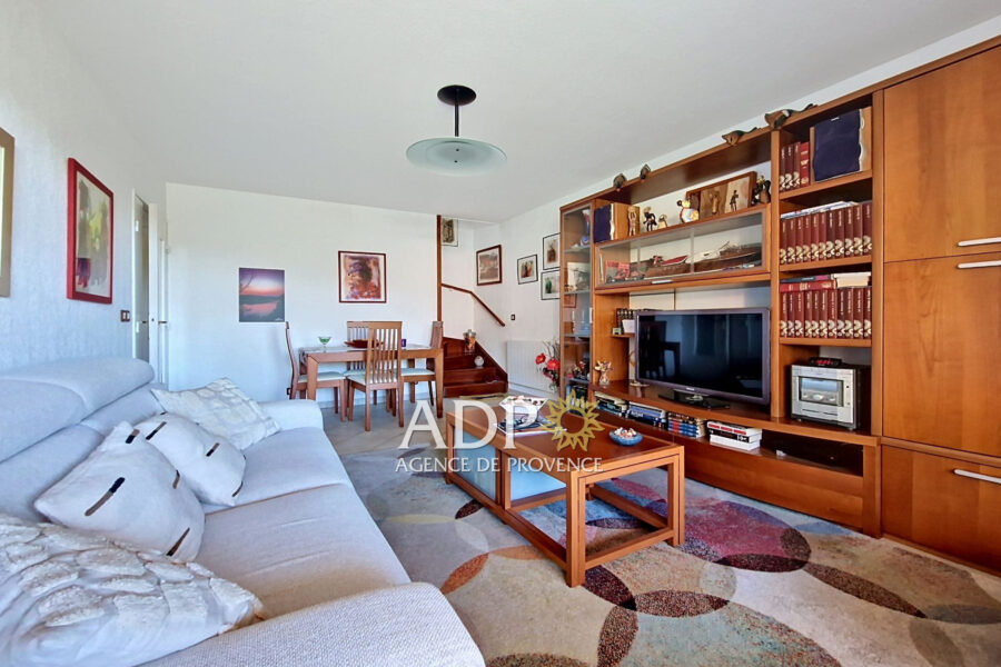 Appartement à vendre à Mandelieu-la-Napoule — Vue parc & jardin — photo 3