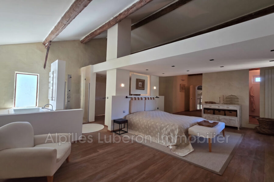 Maison à vendre à L&rsquo;isle-sur-la-sorgue