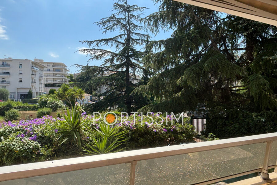 Appartement à vendre à Cagnes-sur-Mer — Vue parc & jardin — photo 2