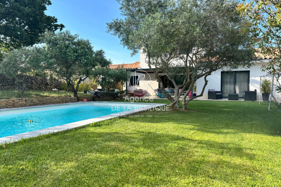 Maison à vendre à Saint-maximin-la-sainte-baume