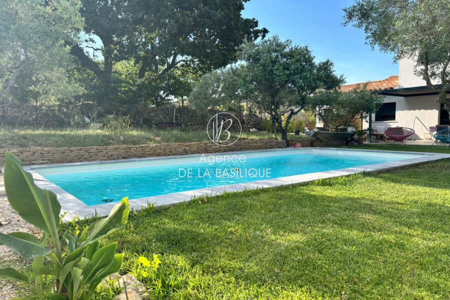 Maison à vendre à Saint-maximin-la-sainte-baume