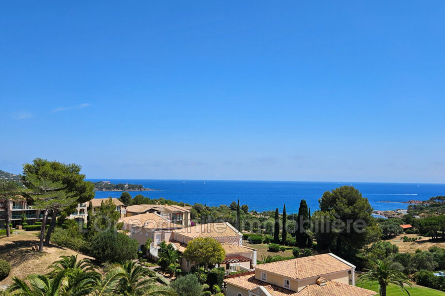 Appartement à vendre à Agay