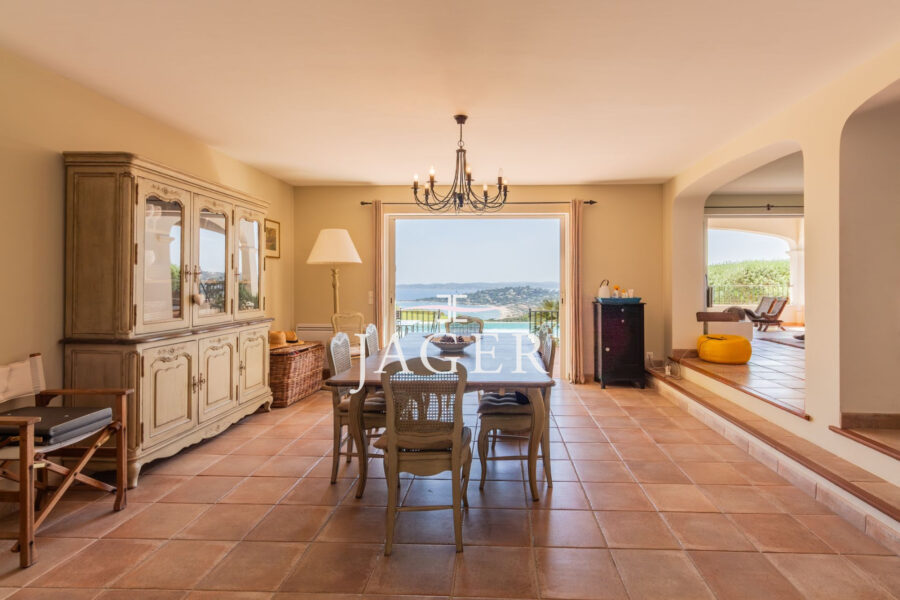 Maison à vendre à Sainte-maxime