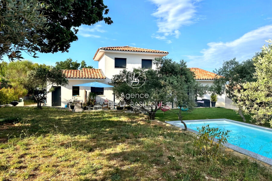 Maison à vendre à Saint-maximin-la-sainte-baume