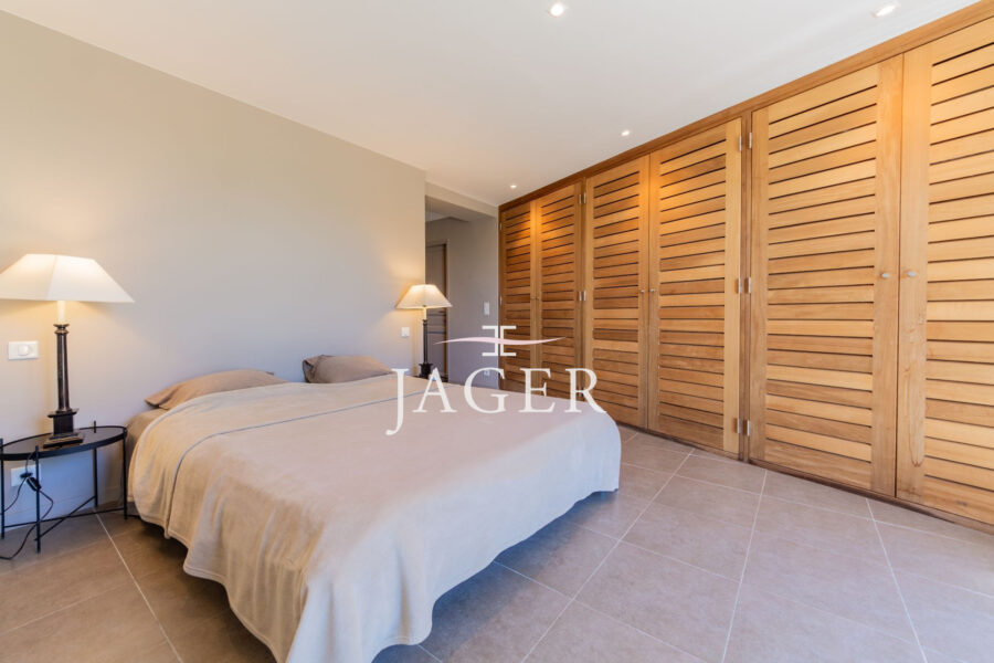 Maison à vendre à Grimaud — Vue mer — photo 18