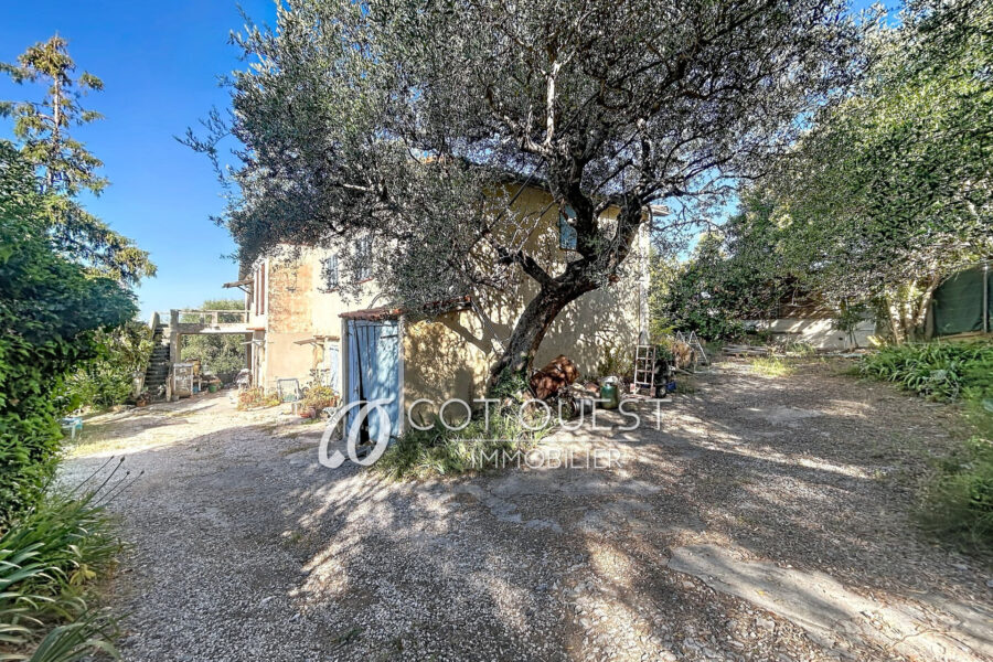 Terrain à vendre à Nice