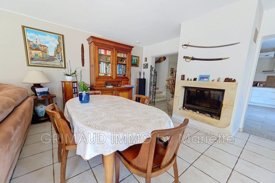 Maison à vendre à Grimaud