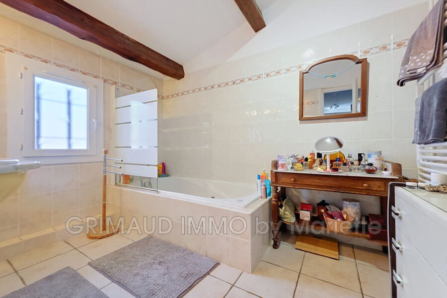 Maison à vendre à Grimaud — Vue nature — photo 8