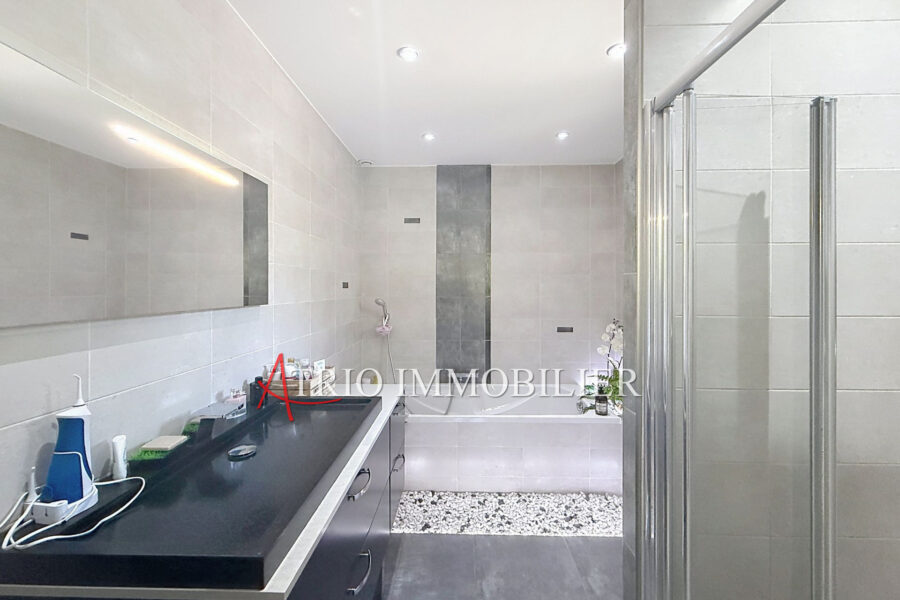 Maison à vendre à Cagnes-sur-mer