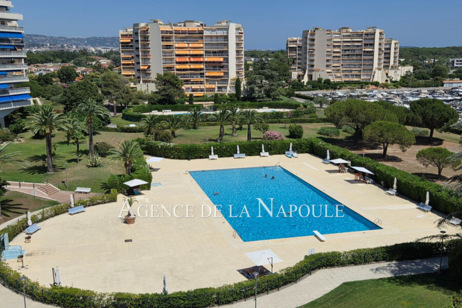 Appartement à vendre à Mandelieu-la-napoule