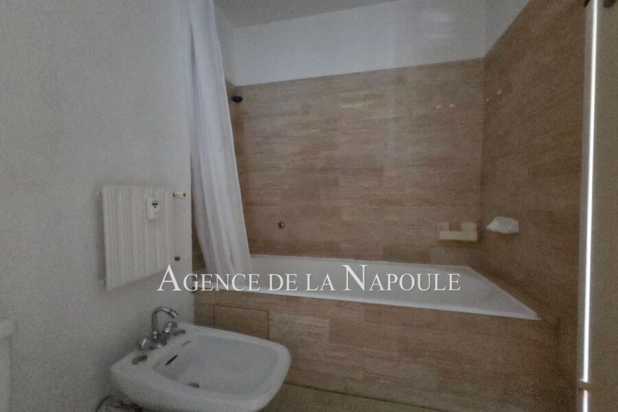 Appartement à vendre à Mandelieu-la-napoule