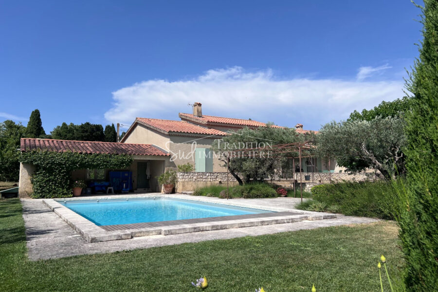 Maison à vendre à Paradou