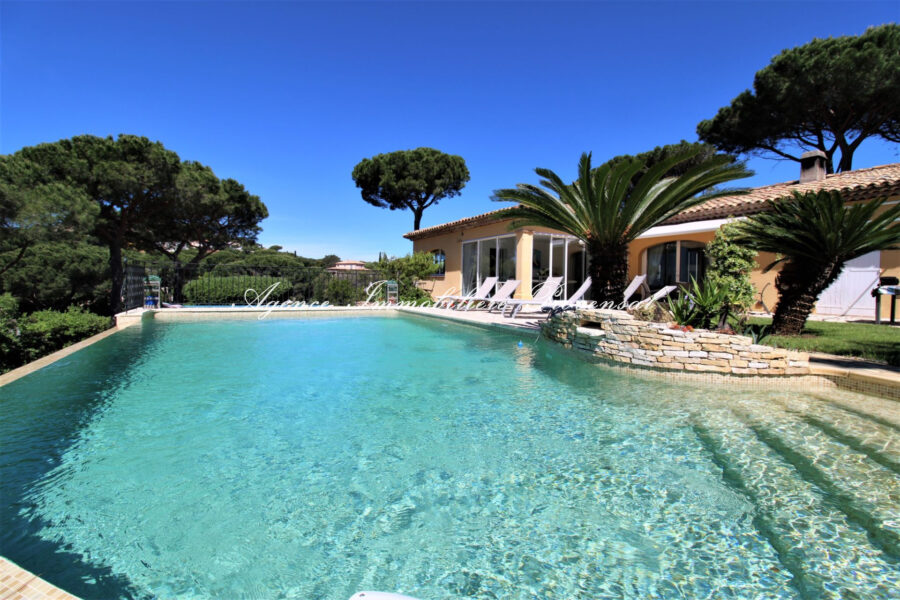 Maison à louer à Sainte-maxime