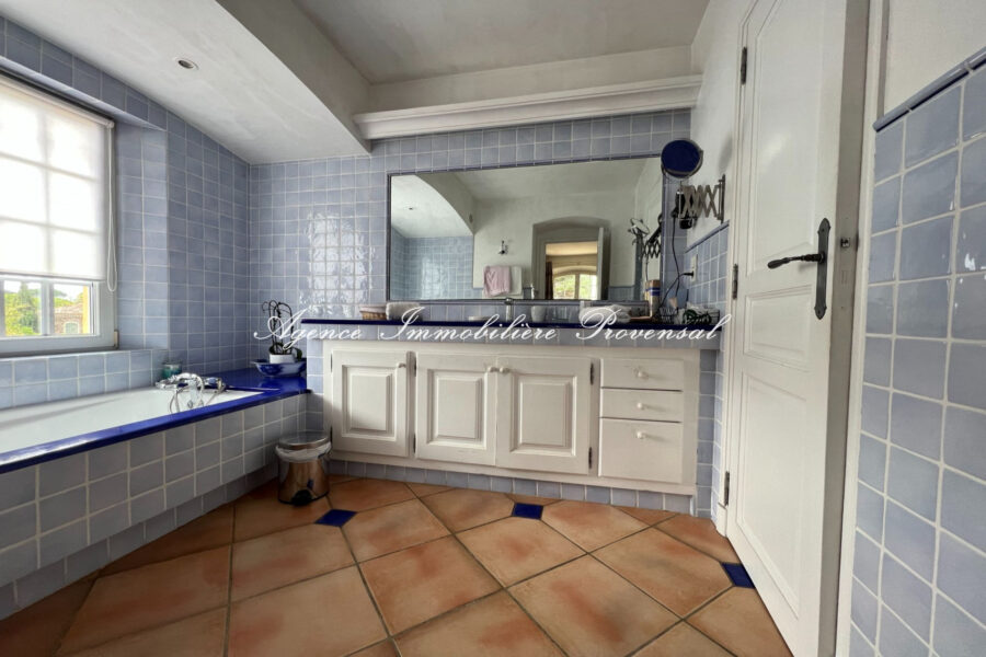 Maison à louer à Sainte-maxime