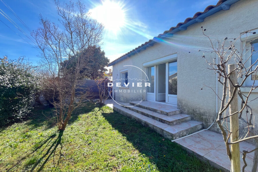 Maison à vendre à Saint-brès